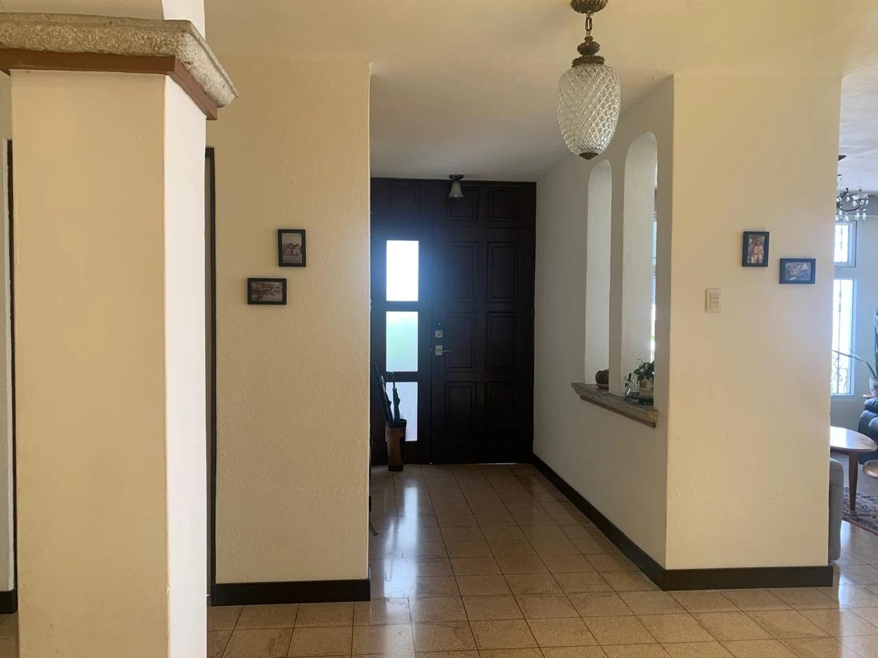 PRECIOSA CASA EN KANAJUYU 1 ZONA 16 — Casa en Venta en Kanajuyú, Zona 16, Guatemala, Ciudad — foto 3 de 14