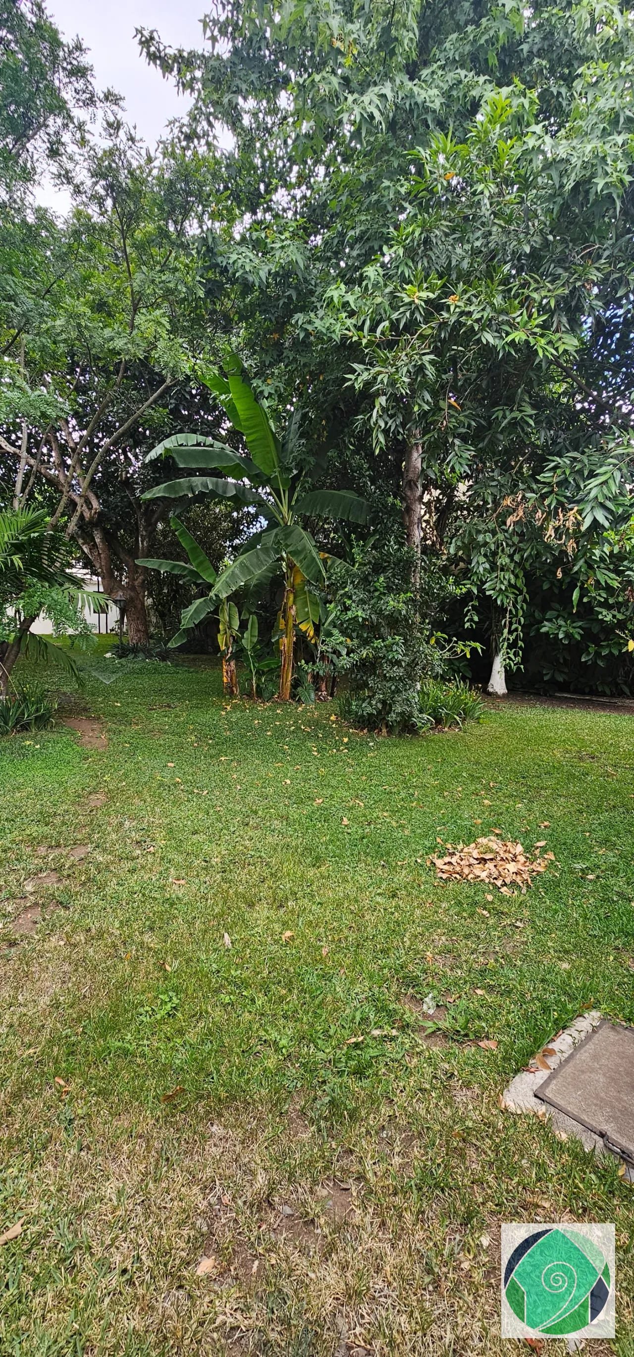 Alquiler casa con espectacular jardín en San Pedro el Alto, Antigua — Casa en Alquiler en San Pedro El Alto, Antigua, Sacatepéquez — foto 2 de 17