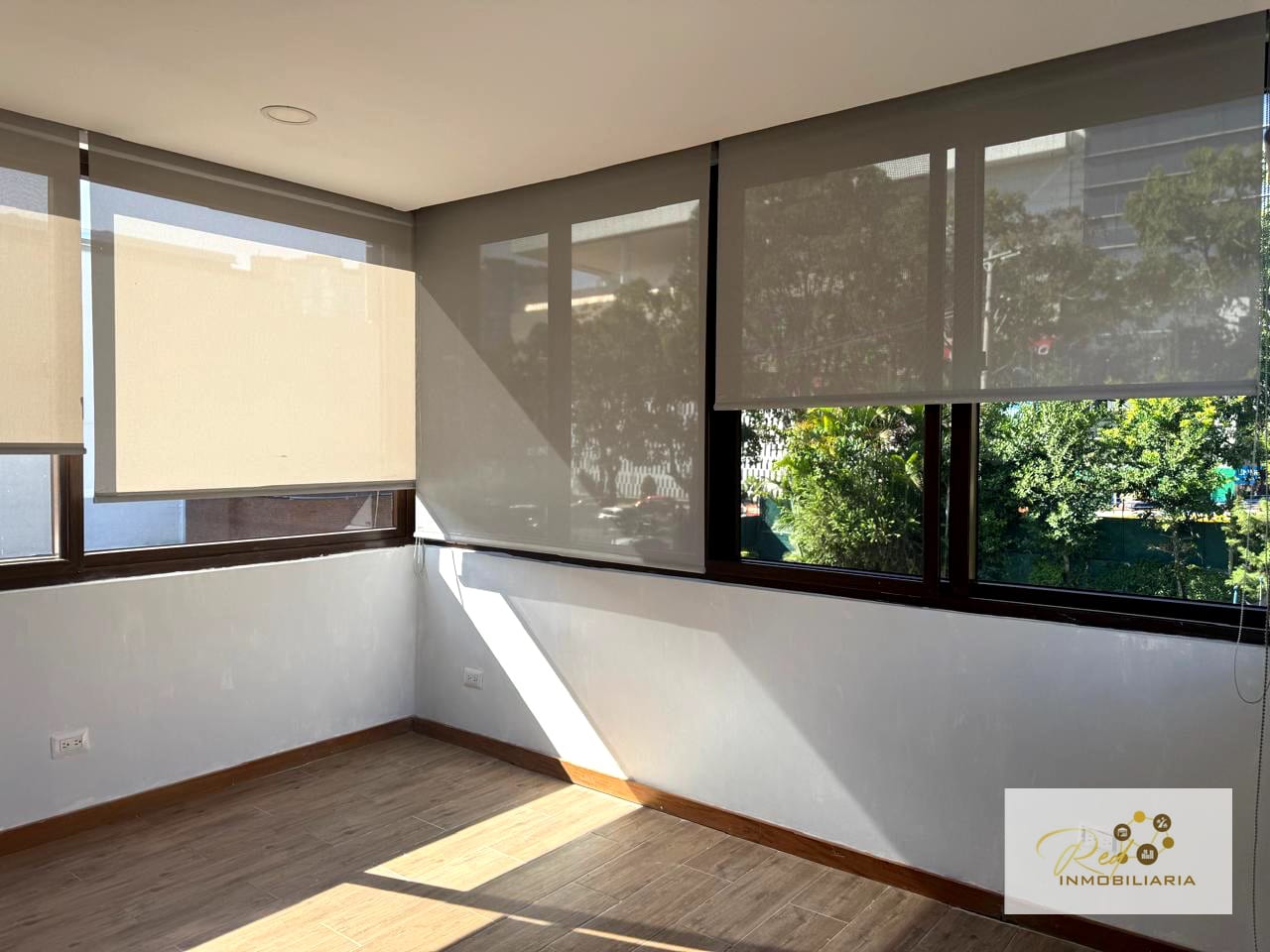🏡 CASA EN RENTA ZONA PRADERA ZONA 10 🏡 — Casa en Alquiler en Zona 10, Guatemala, Ciudad — foto 7 de 17