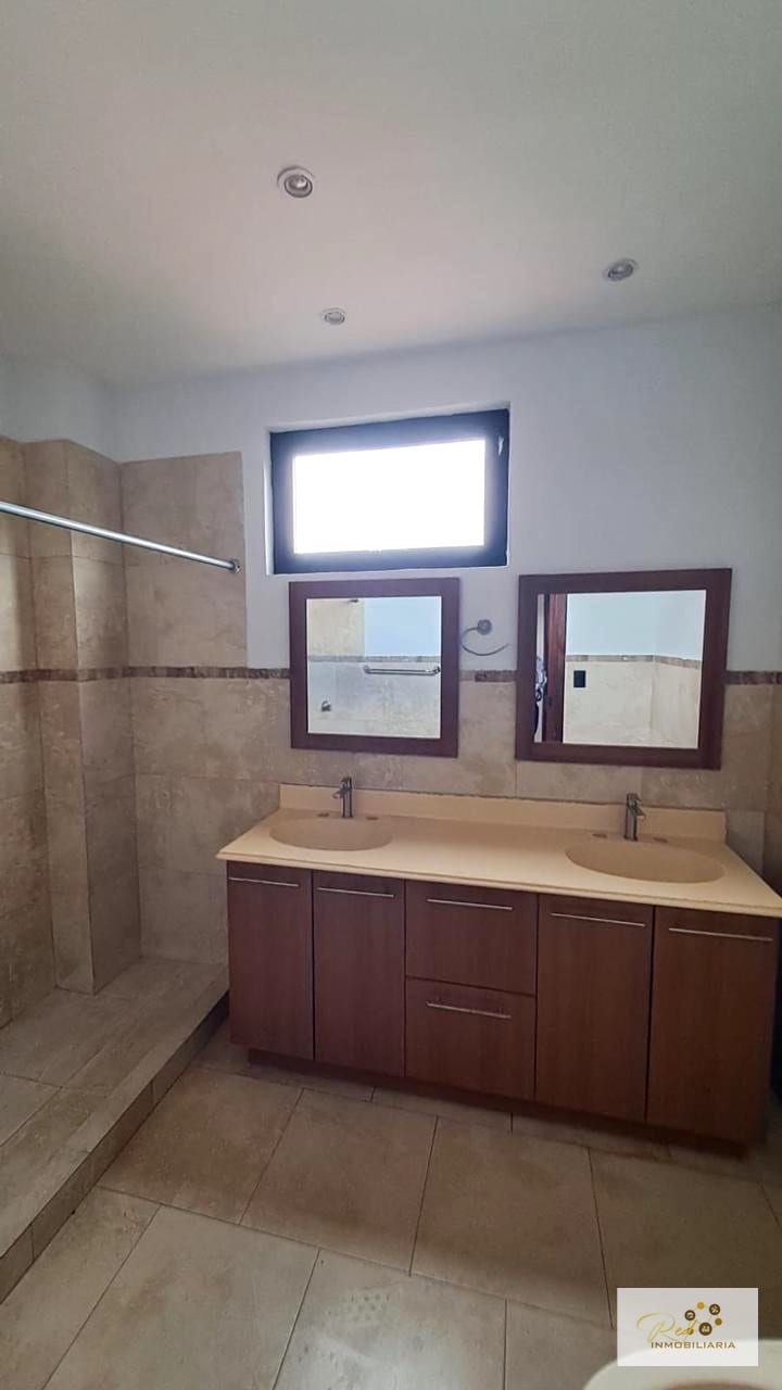 🏢 Renta de amplio apartamento — Edificio Oakland, Zona 10 — Apartamento en Alquiler en Zona 10, Guatemala, Ciudad — foto 16 de 17