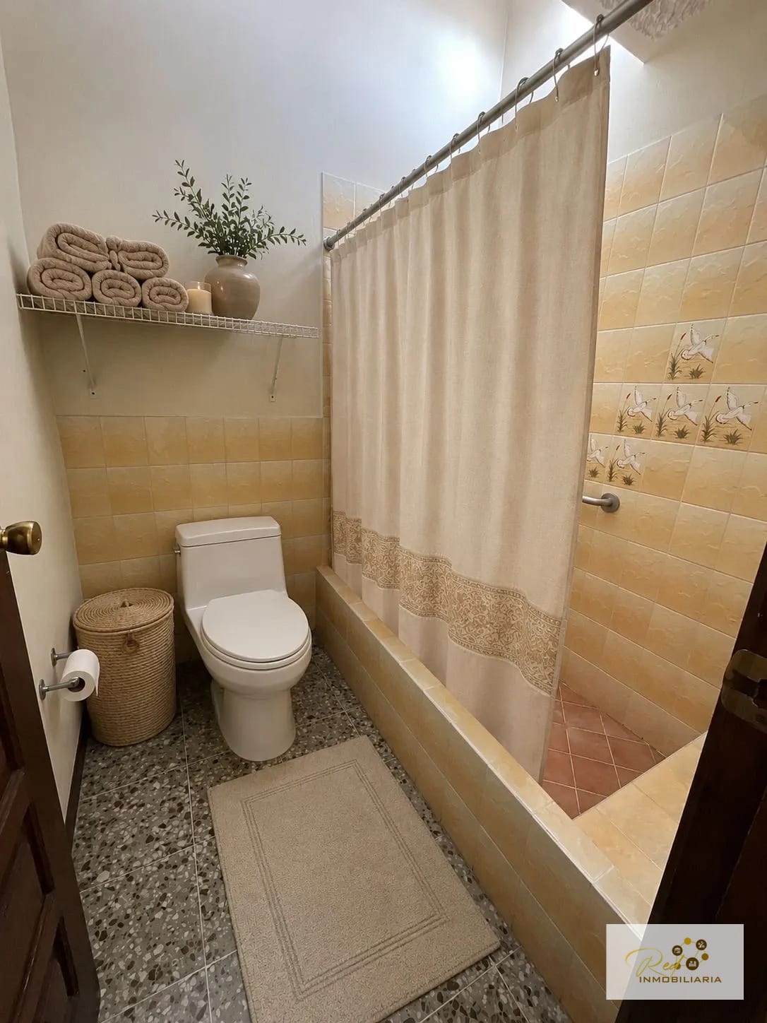 🏡 Casa en venta — Residenciales Mariscal, Zona 11 — Casa en Venta en Zona 11, Guatemala, Ciudad — foto 10 de 13