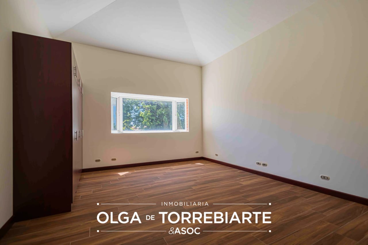 Casa en Condominio Colinas de Castel — Casa en Venta en Colinas de Castel, Carretera a El Salvador, Guatemala, Ciudad — foto 13 de 17