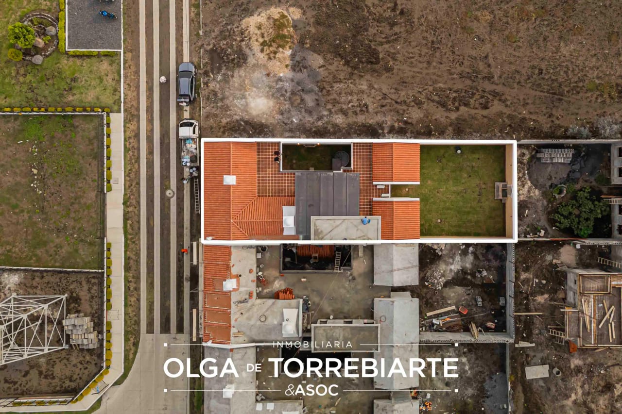 Casa en Condominio Antigua Estancia — Casa en Venta en San Miguel Dueñas, Sacatepéquez — foto 2 de 17