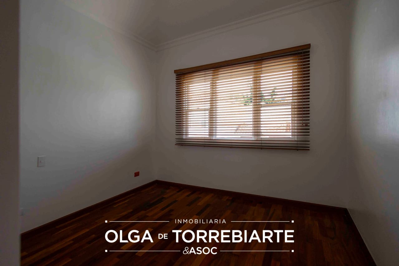 Casa en Condominio Portal del Cortijo, Zona 10 — Casa en Alquiler en Zona 10, Guatemala, Ciudad — foto 14 de 17