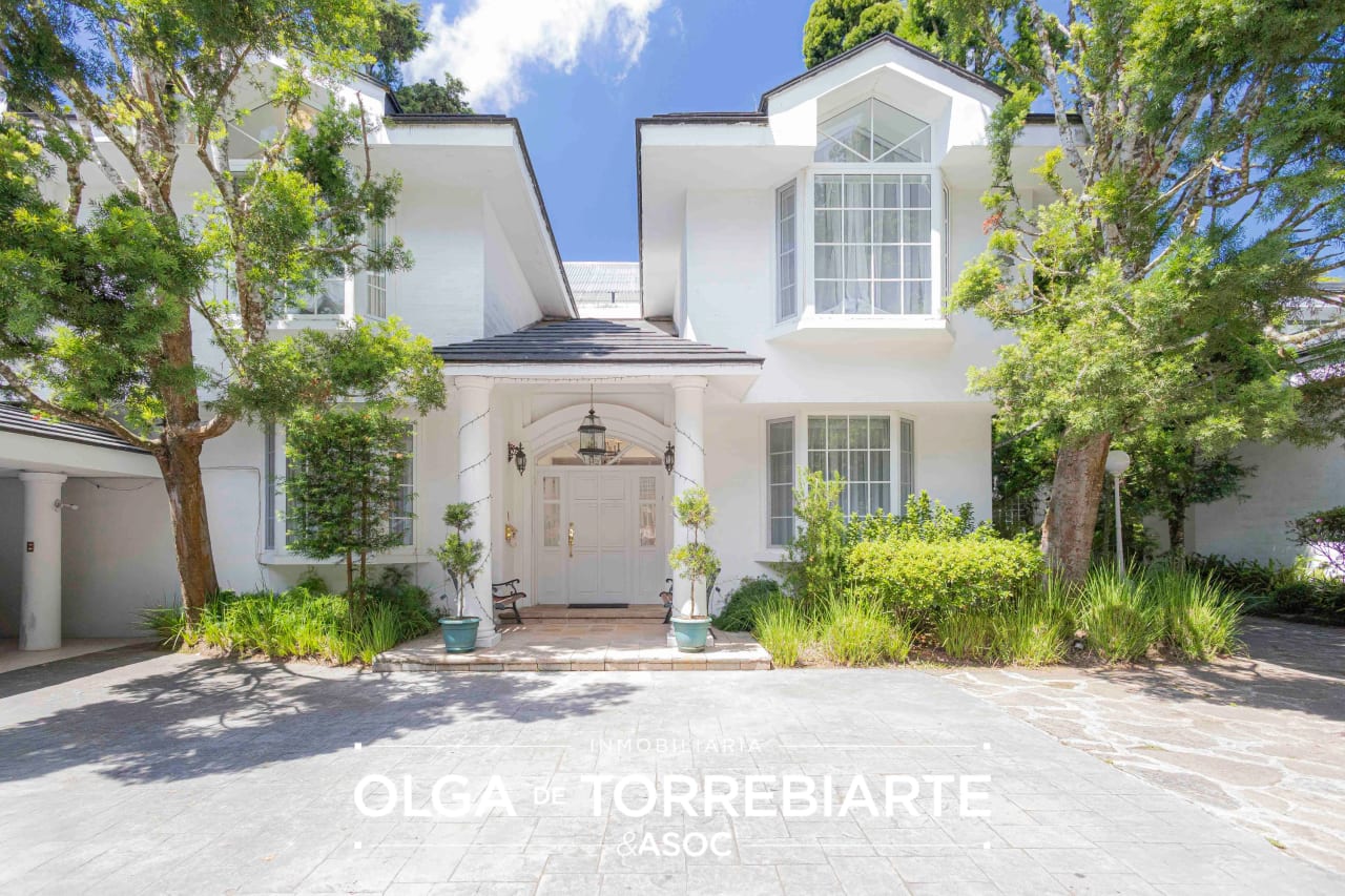 Casa Amueblada en Condominio Villa Torrente — Casa en Venta en Carretera a El Salvador, Guatemala, Ciudad — foto 1 de 17