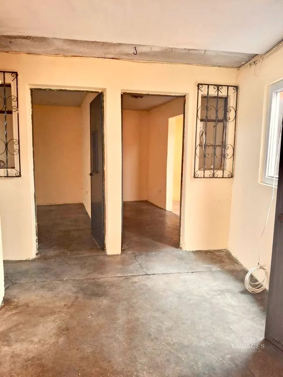 Zona 2 de Mixco • Casa en Venta • Colonia Molino de las Flores — Casa en Venta en Zona 2 Mixco, Guatemala, Ciudad — foto 9 de 11