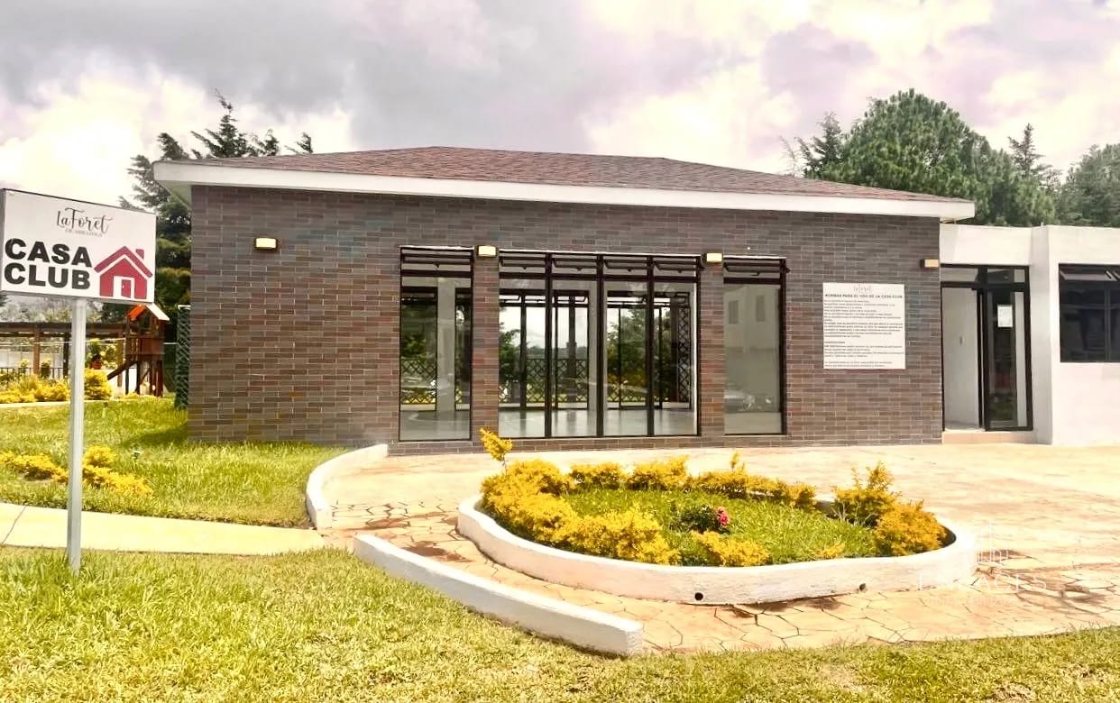 Fraijanes • Casa en Renta/Venta • Condominio La Foret de Arrazola — Casa en Alquiler en Fraijanes, Carretera a El Salvador, Guatemala, Ciudad — foto 12 de 13