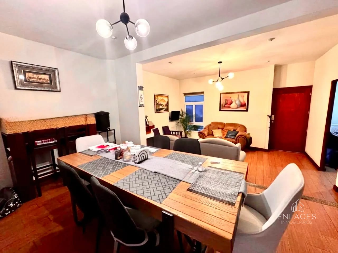 Km 16.5 CAES • Casa en Venta • Condominio Bosques de Arrazola — Casa en Venta en Bosques de Arrazola, Carretera a El Salvador, Guatemala, Ciudad — foto 4 de 11