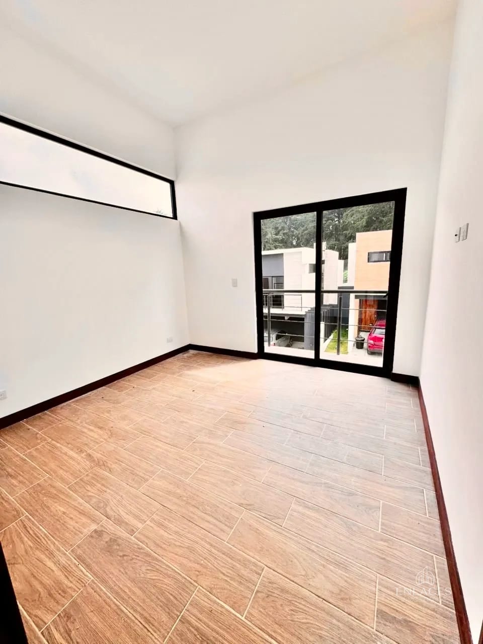 Km 16.5 CAES • Casa en Renta • Condominio 7 Gotas de San Vicente — Casa en Alquiler en km 16-20, Carretera a El Salvador, Guatemala, Ciudad — foto 14 de 17