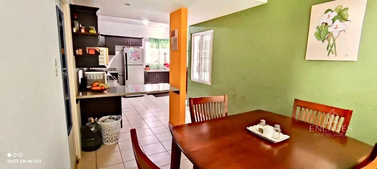 Zona 4 de Mixco • Casa en Venta • Condominio Condado San Nicolás — Casa en Venta en Condado San Nicolás, Zona 4 Mixco, Guatemala, Ciudad — foto 2 de 16