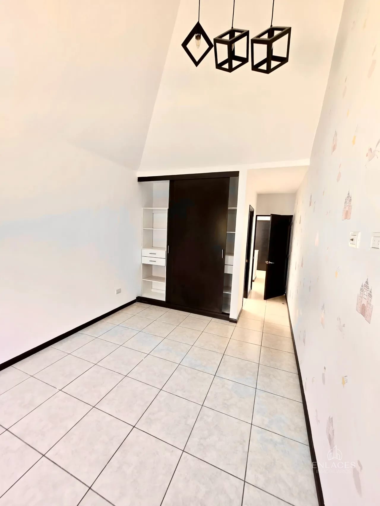 Zona 16 • Casa en Venta • Condominio Vistas de San Isidro — Casa en Venta en Zona 16, Guatemala, Ciudad — foto 5 de 15