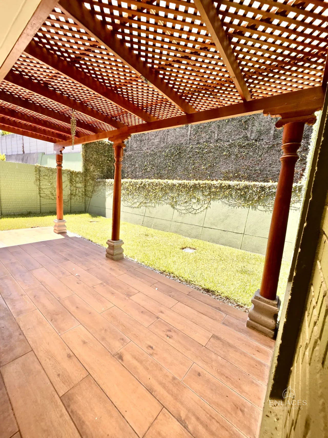 Zona 16 • Casa en Venta • Condominio Vistas de San Isidro — Casa en Venta en Zona 16, Guatemala, Ciudad — foto 3 de 15