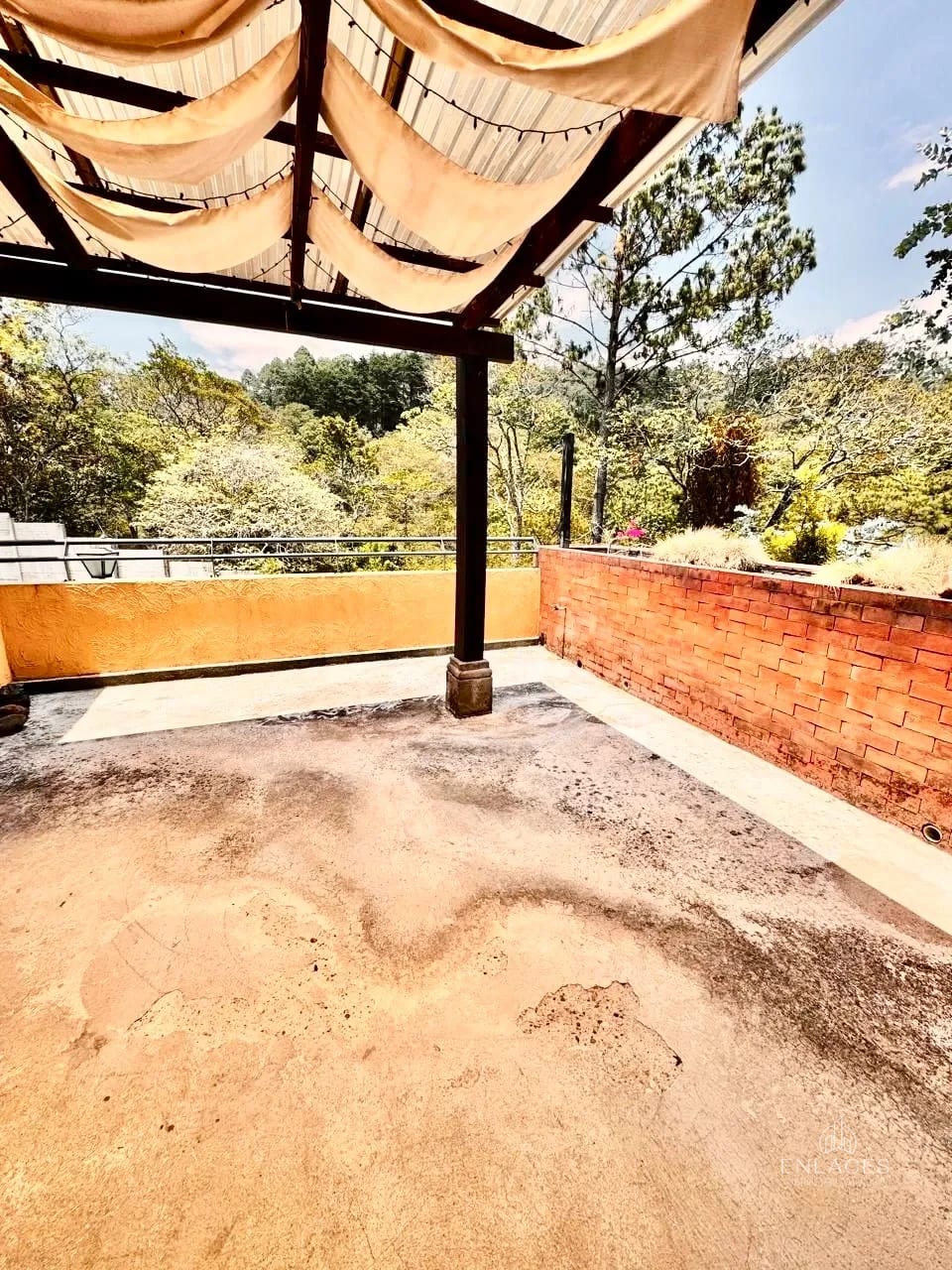 Km 18.5 CAES • Casa en Renta • Condominio Bosques de Arrazola — Casa en Alquiler en Bosques de Arrazola, Carretera a El Salvador, Guatemala, Ciudad — foto 11 de 16