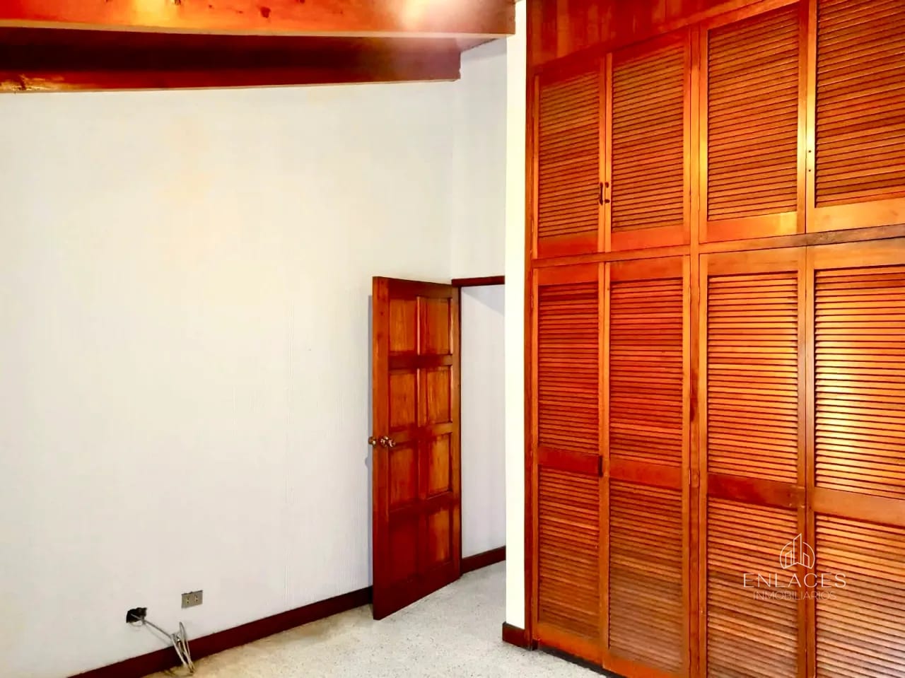 Zona 11 • Casa en Renta • Residenciales San Bernardo — Casa en Alquiler en Zona 11, Guatemala, Ciudad — foto 10 de 17