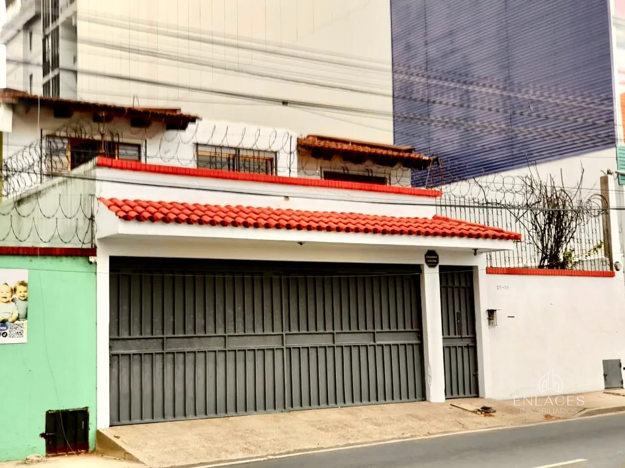 Zona 11 • Casa en Renta • Residenciales San Bernardo — Casa en Alquiler en Zona 11, Guatemala, Ciudad — foto 2 de 17