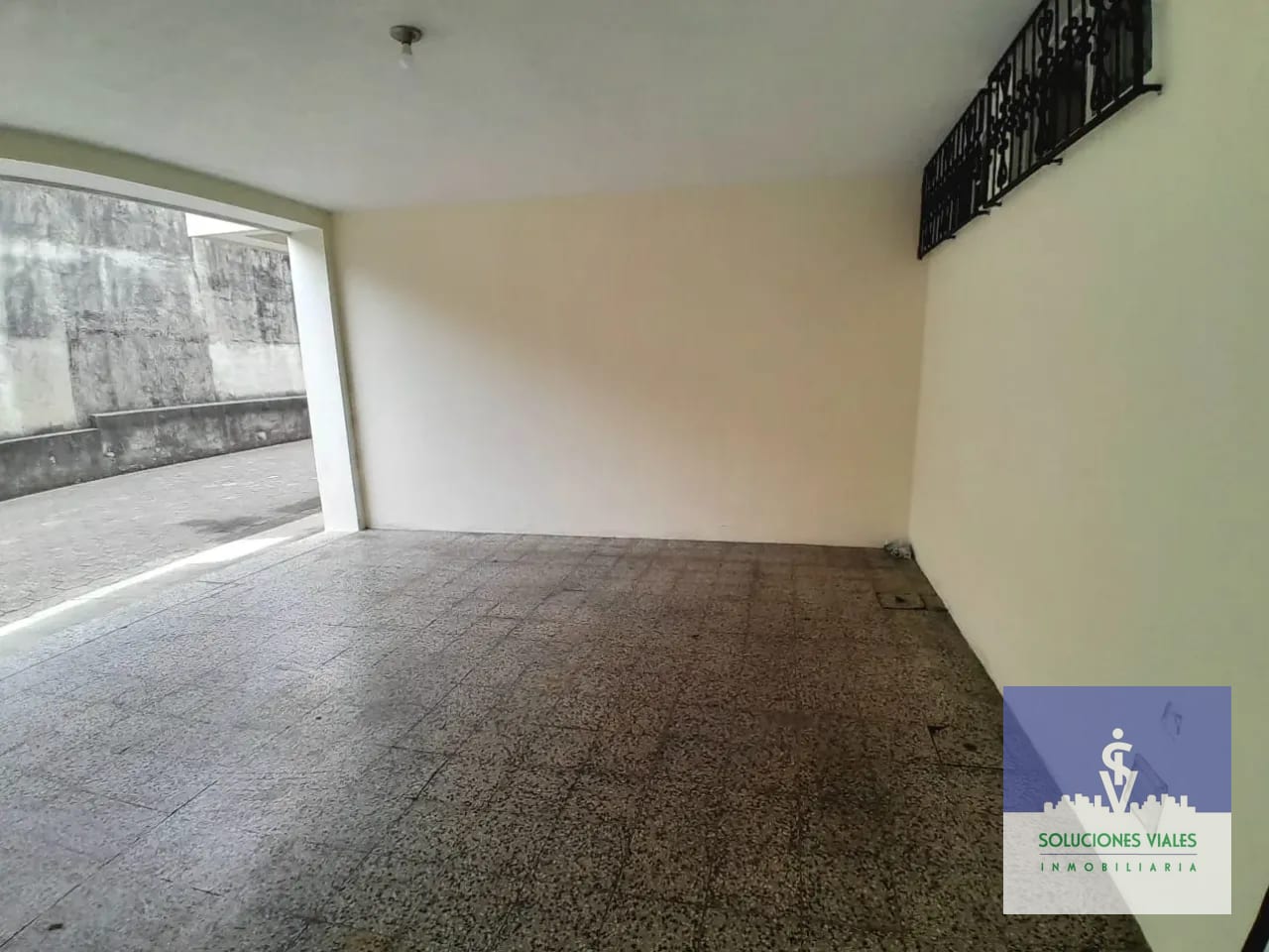 Zona 10, Alquilo Casa Dentro de Condominio, 20 Calle — Casa en Alquiler en Zona 10, Guatemala, Ciudad — foto 10 de 11