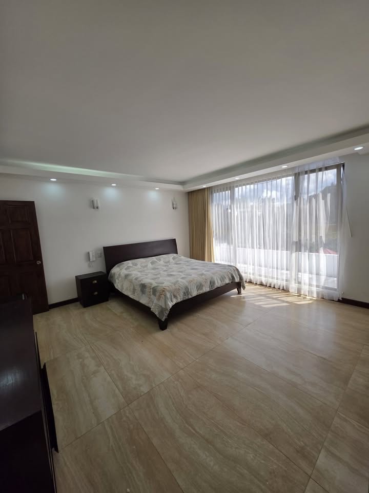 CASA DE LUJO VILA VERDE II CARRETERA A EL SALVADOR EN VENTA — Casa en Venta en Vila Verde II, Carretera a El Salvador, Guatemala, Ciudad — foto 8 de 10