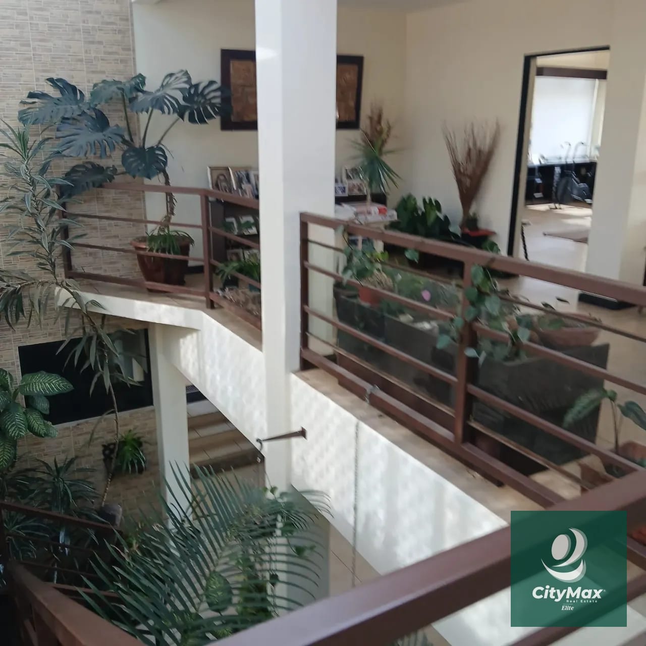 Espectacular casa en Condominio Residencial en Santa Catarina Pinula, Bellas Luces — Casa en Venta en Bellas Luces, Santa Catarina Pinula, Guatemala, Ciudad — foto 7 de 10