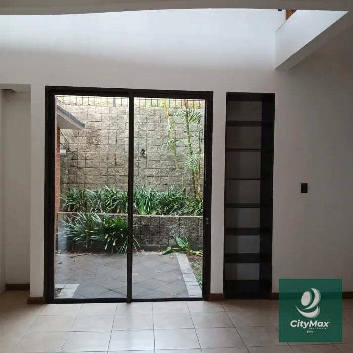 Exclusiva Casa en Venta - Fraijanes — Casa en Venta en Fraijanes, Carretera a El Salvador, Guatemala, Ciudad — foto 14 de 14