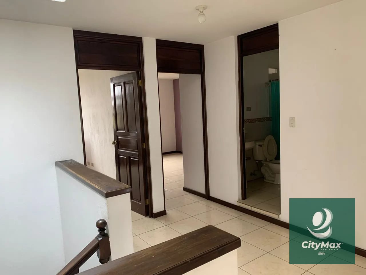 Casa en Venta - KM 16 Carretera a el Salvador — Casa en Venta en Santa Monica III, Carretera a El Salvador, Guatemala, Ciudad — foto 7 de 14