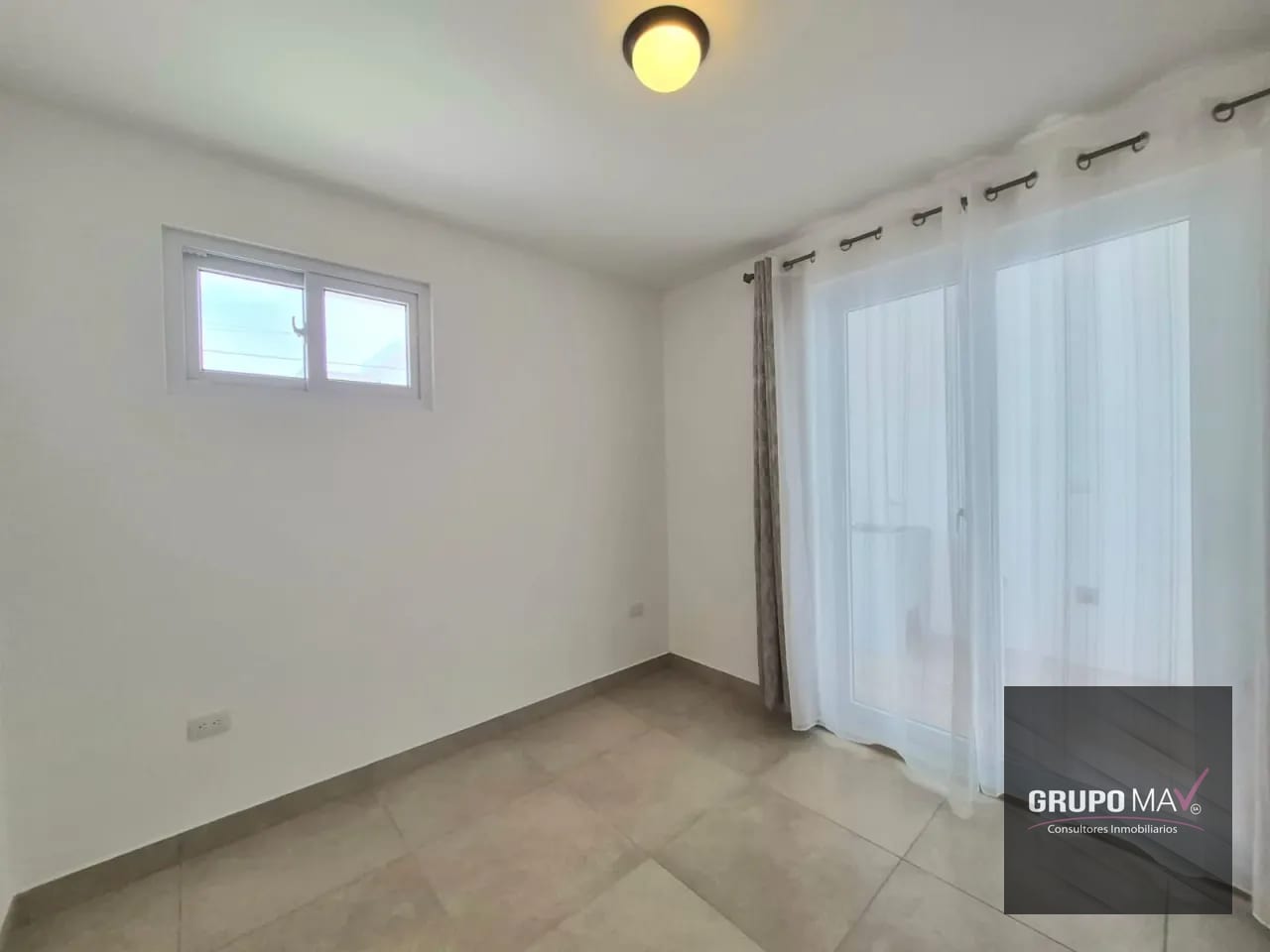 Casa CAES Residencial Lo de Valdez Km 20.5 Sn. José Pínula — Casa en Venta en San José Pinula, Guatemala, Ciudad — foto 8 de 10