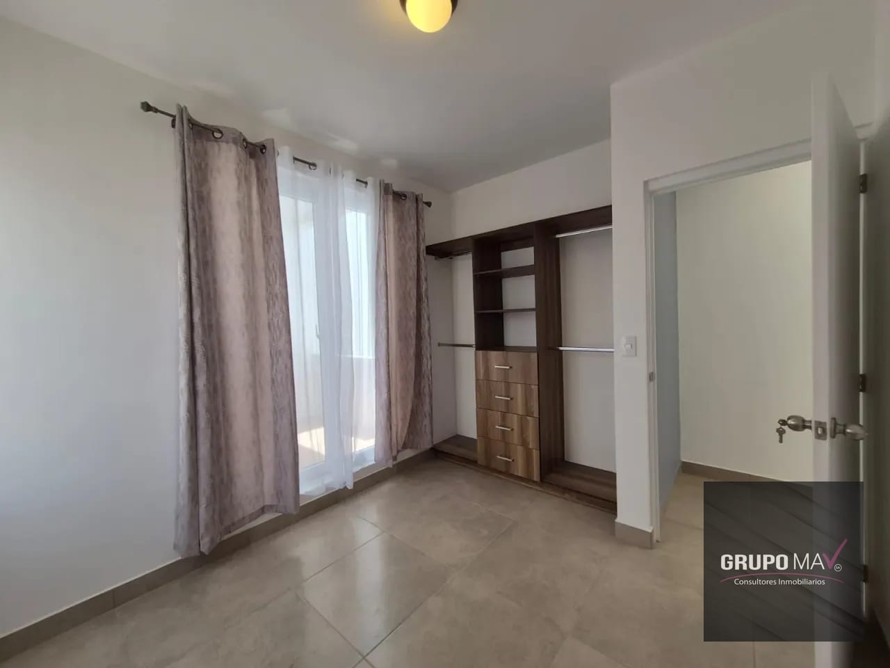 Casa CAES Residencial Lo de Valdez Km 20.5 Sn. José Pínula — Casa en Venta en San José Pinula, Guatemala, Ciudad — foto 7 de 10