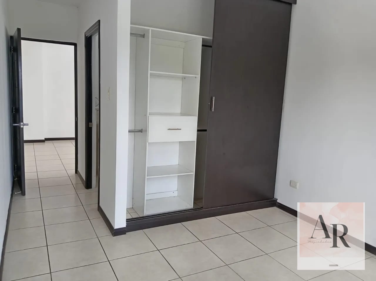 Casa en venta/renta zona 16 — Casa en Venta en Vistas de San Isidro, Zona 16, Guatemala, Ciudad — foto 6 de 7