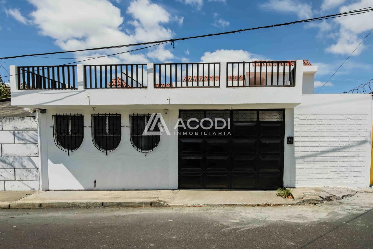 Casa en Zona 12 — Casa en Venta en Zona 12, Guatemala, Ciudad — foto 1 de 10