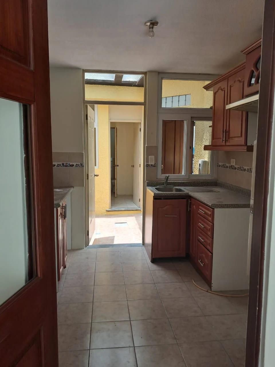 Townhouse en San Lucas Sacatepéquez — Casa en Venta en San Lucas Sacatepéquez, Sacatepéquez — foto 7 de 10