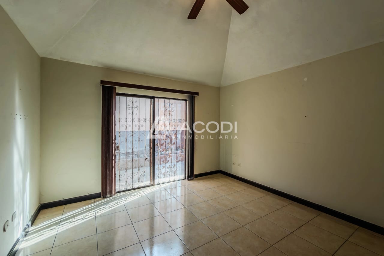Casa en San Cristóbal, Zona 8 de Mixco — Casa en Venta en Zona 8 Mixco, Guatemala, Ciudad — foto 6 de 12