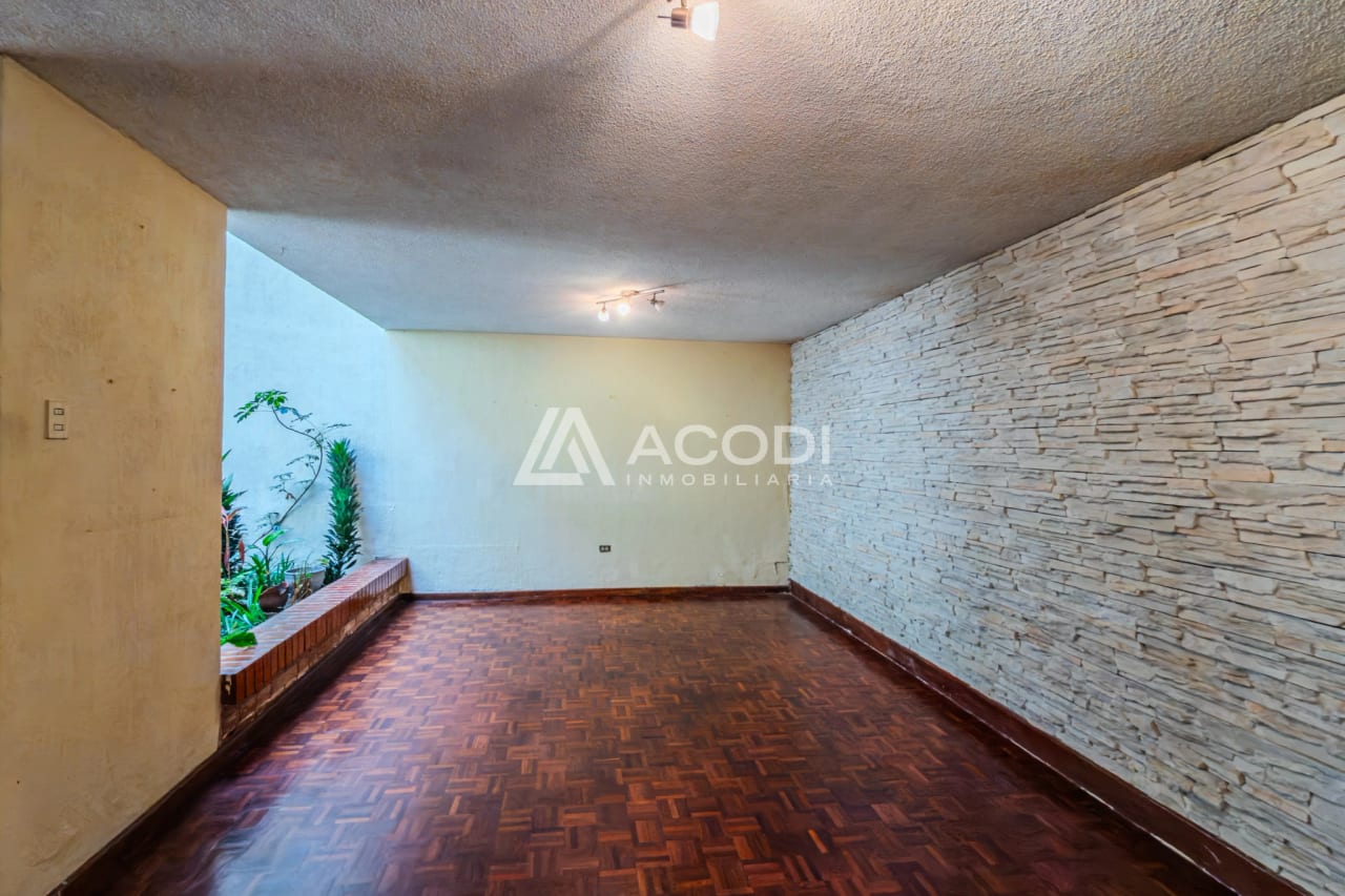 Casa en Zona 10 — Casa en Alquiler en Zona 10, Guatemala, Ciudad — foto 5 de 11