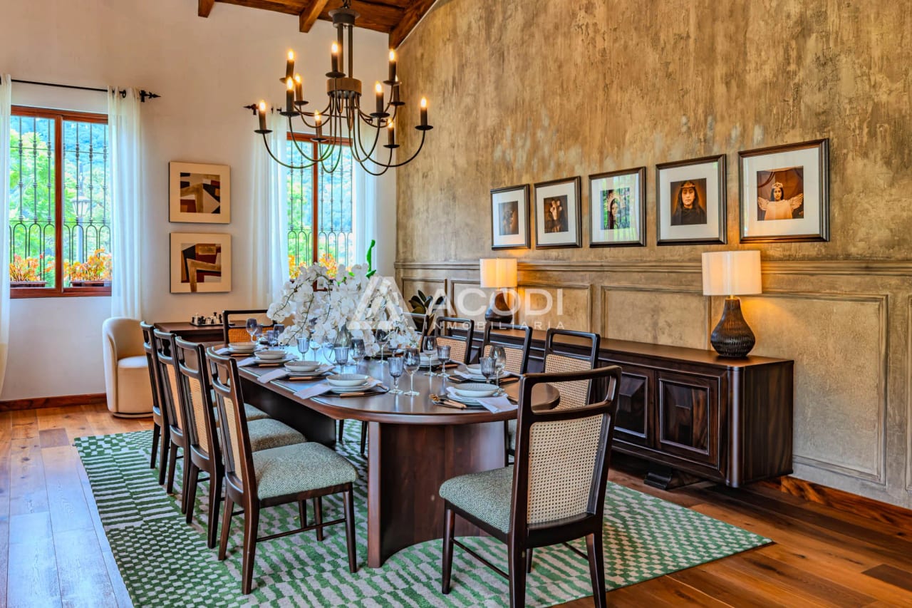 Casa de un nivel amueblada en Antigua Guatemala — Casa en Venta en Antigua, Sacatepéquez — foto 2 de 10