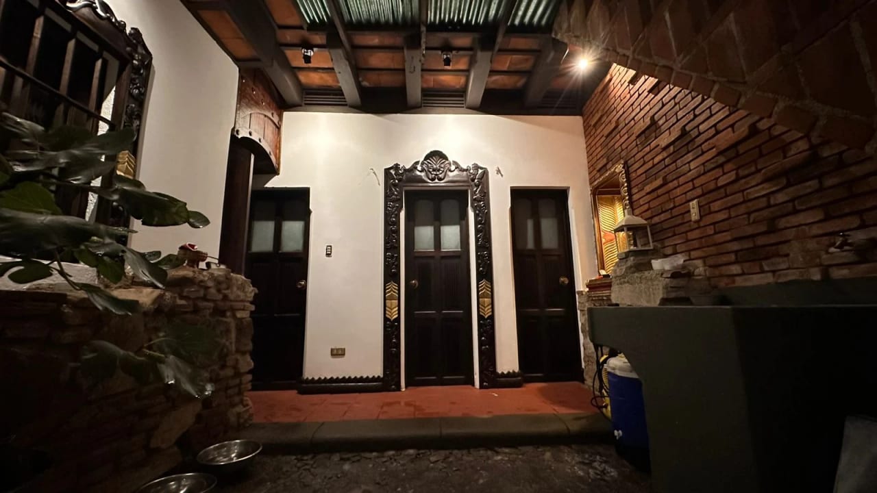 Casa amueblada de un nivel en el Casco de Antigua Guatemala — Casa en Venta en Antigua, Sacatepéquez — foto 7 de 10
