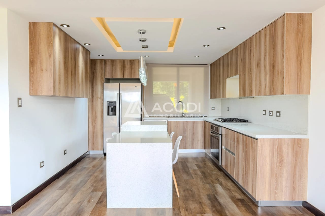 Casa en Muxbal — Casa en Venta en Muxbal, Guatemala, Ciudad — foto 3 de 11