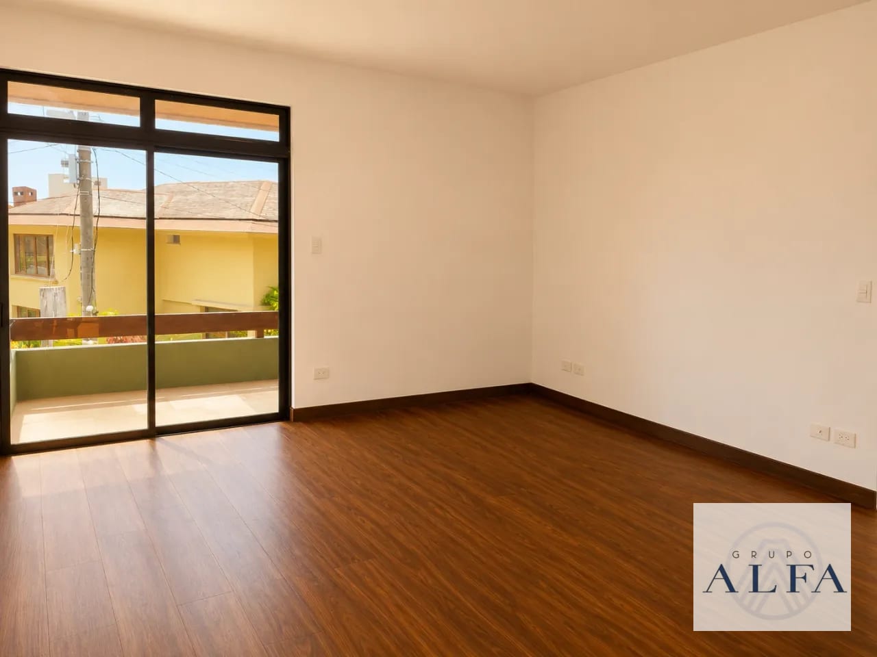 Hermosa Casa en Renta San Rafael CAES KM 8.5 — Casa en Alquiler en San Rafael, Carretera a El Salvador, Guatemala, Ciudad — foto 9 de 17