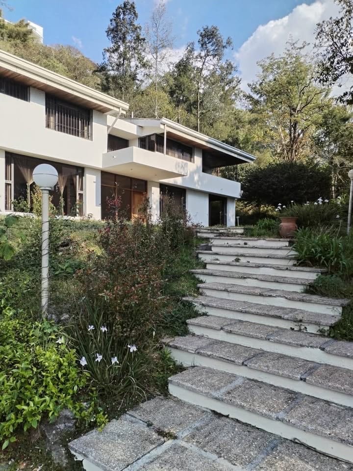 EXCLUSIVA RESIDENCIA EN VENTA MONTEBELLO 2 KM8.8 CARRETERA AL SALVADOR — Casa en Venta en Montebello II, Carretera a El Salvador, Guatemala, Ciudad — foto 2 de 15