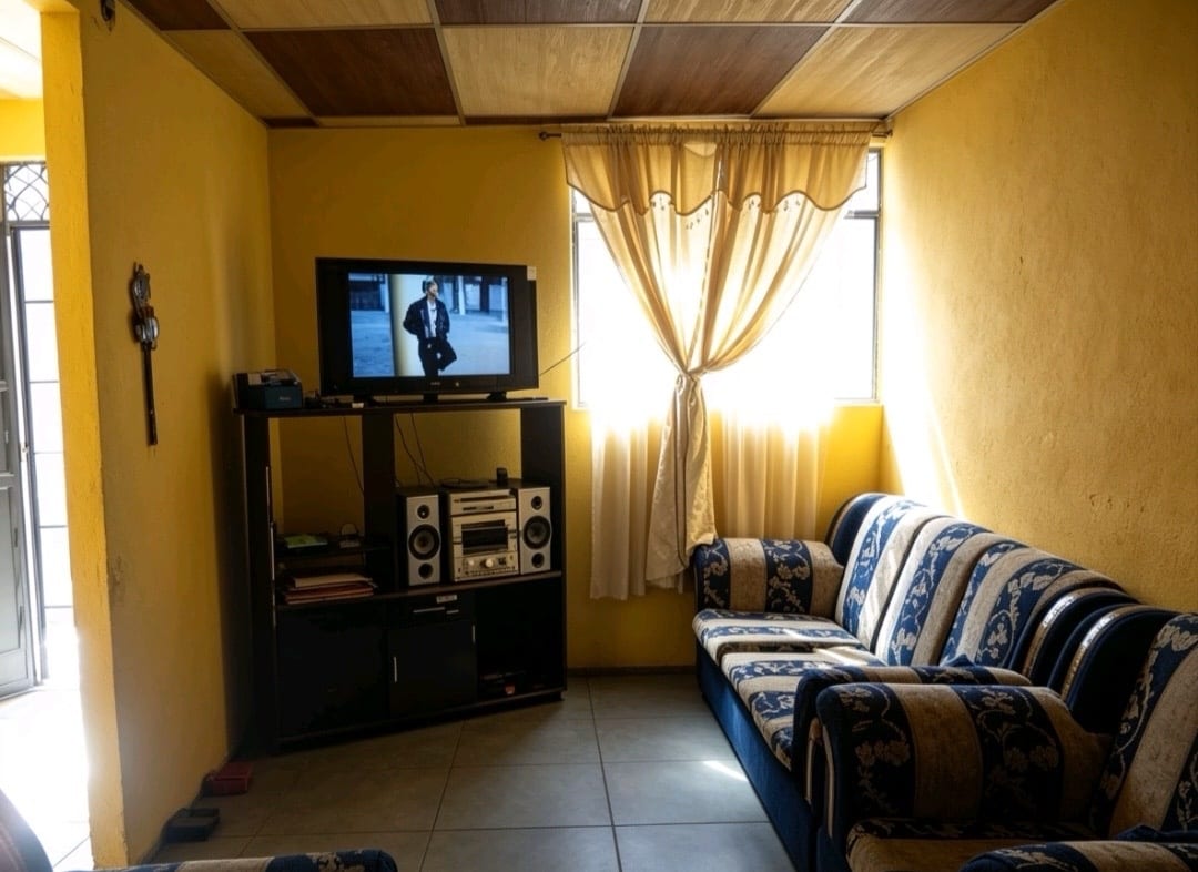VENDO CASA EN COLONIA PRIMERO DE JULIO ZONA 5 DE MIXCO — Casa en Venta en Zona 5 Mixco, Guatemala, Ciudad — foto 4 de 12