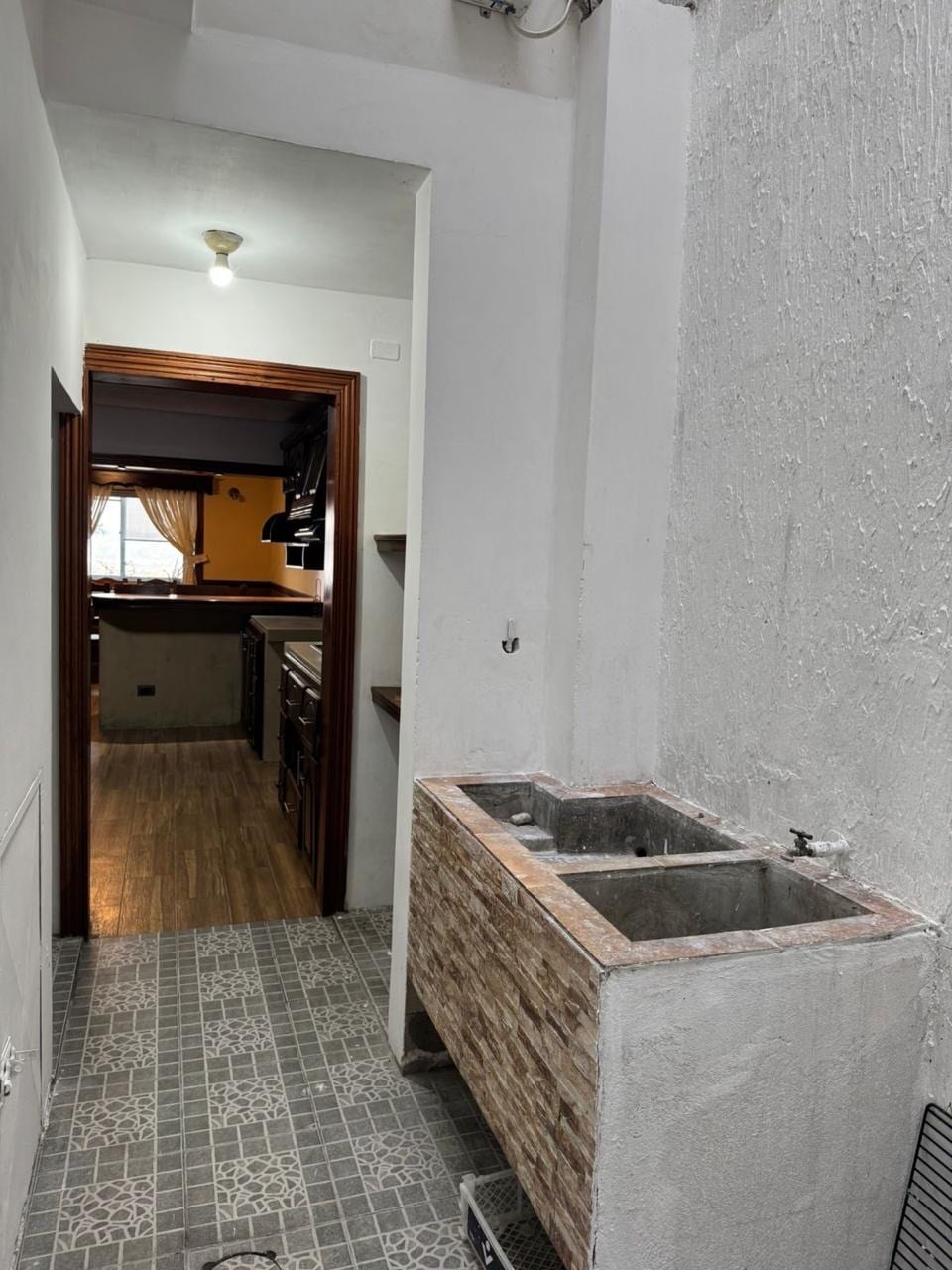 Hermosa Residencia en Venta Lomas del Bosque, el Naranjo — Casa en Venta en Condado Naranjo, Zona 4 Mixco, Guatemala, Ciudad — foto 8 de 13