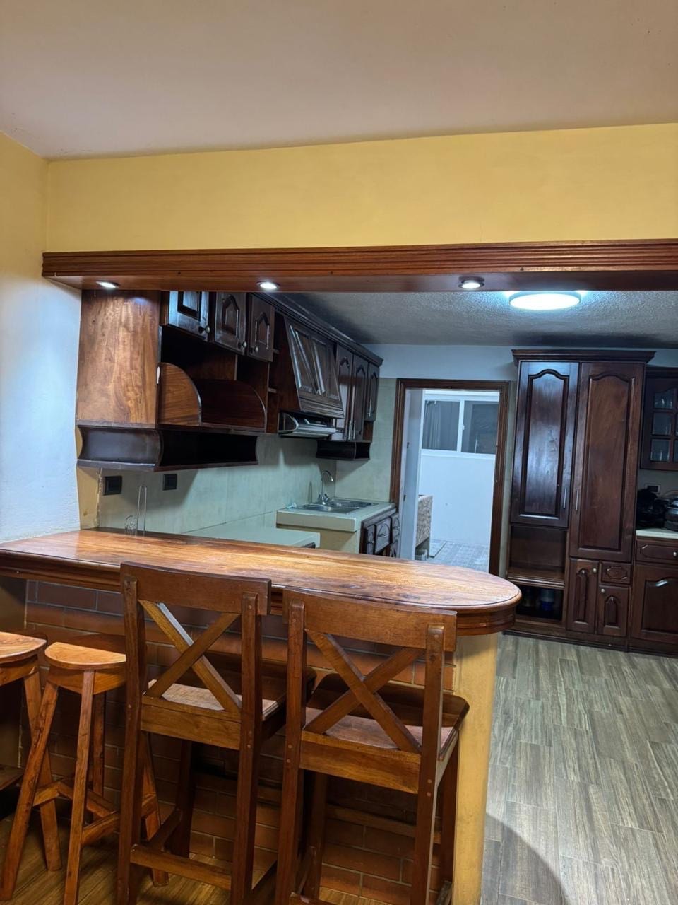 Hermosa Residencia en Venta Lomas del Bosque, el Naranjo — Casa en Venta en Condado Naranjo, Zona 4 Mixco, Guatemala, Ciudad — foto 11 de 13