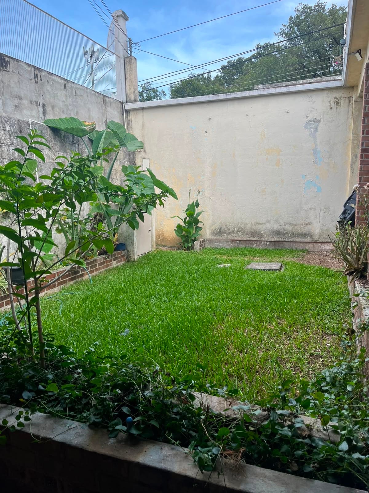 Vendo Casa en Pinares de San Cristobal Zona 8 de Mixco — Casa en Venta en Pinares de San Cristobal, Zona 8 Mixco, Guatemala, Ciudad — foto 14 de 14