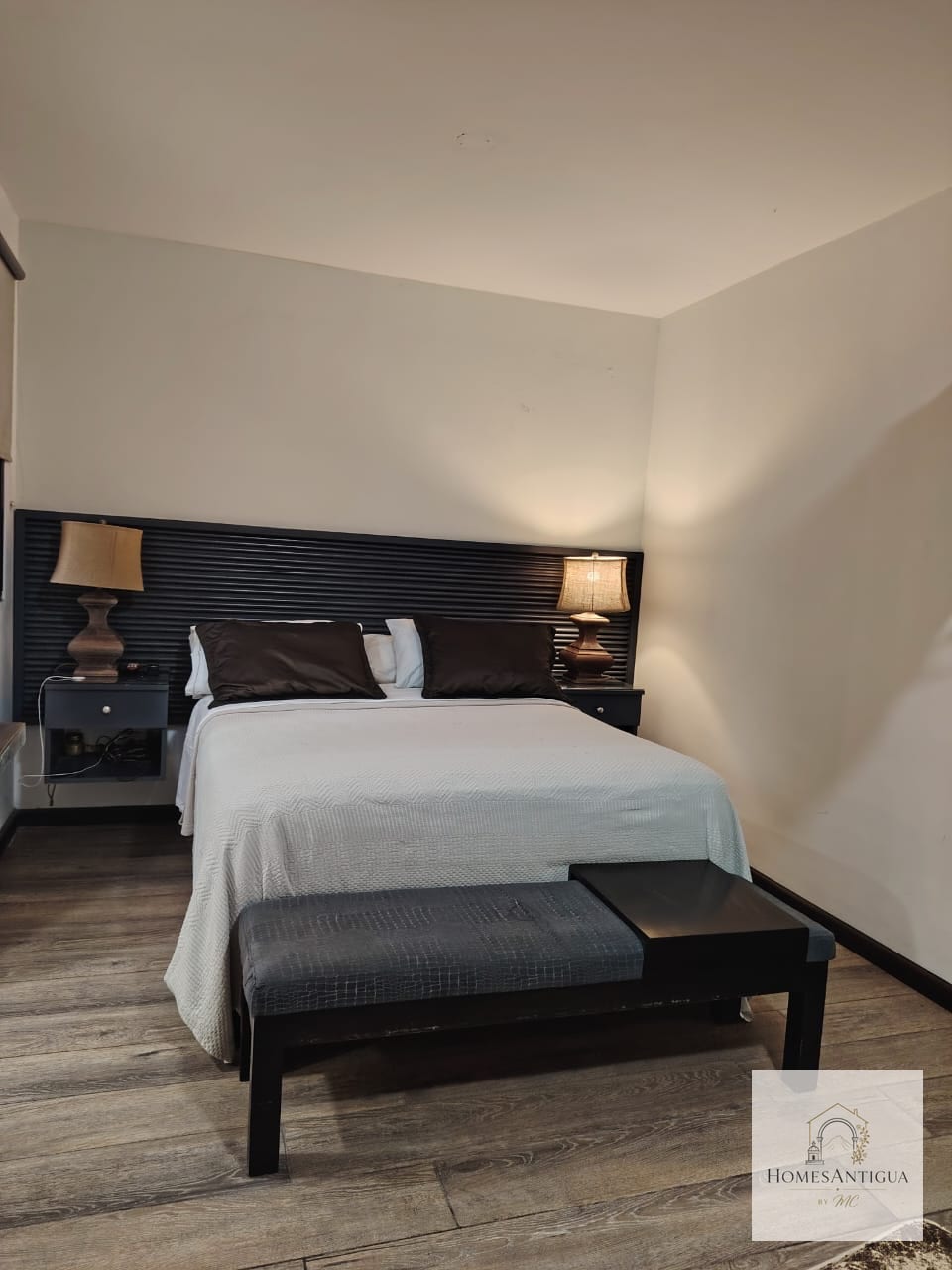 ¡Hermosa Casa en Venta Barrios las Campanas — Casa en Venta en San Pedro Las Huertas, Antigua, Sacatepéquez — foto 3 de 13