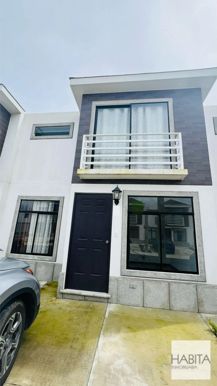 En Venta Casa en La Foret de Arrazola, km.24.5 carretera a Lo de Dieguez, Fraijanes - 1