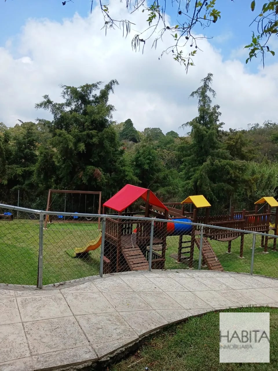 Casa en Alquiler en Jardines de Arrazola, entrada a Olmeca — Casa en Alquiler en Jardines de Arrazola, Carretera a El Salvador, Guatemala, Ciudad — foto 13 de 15