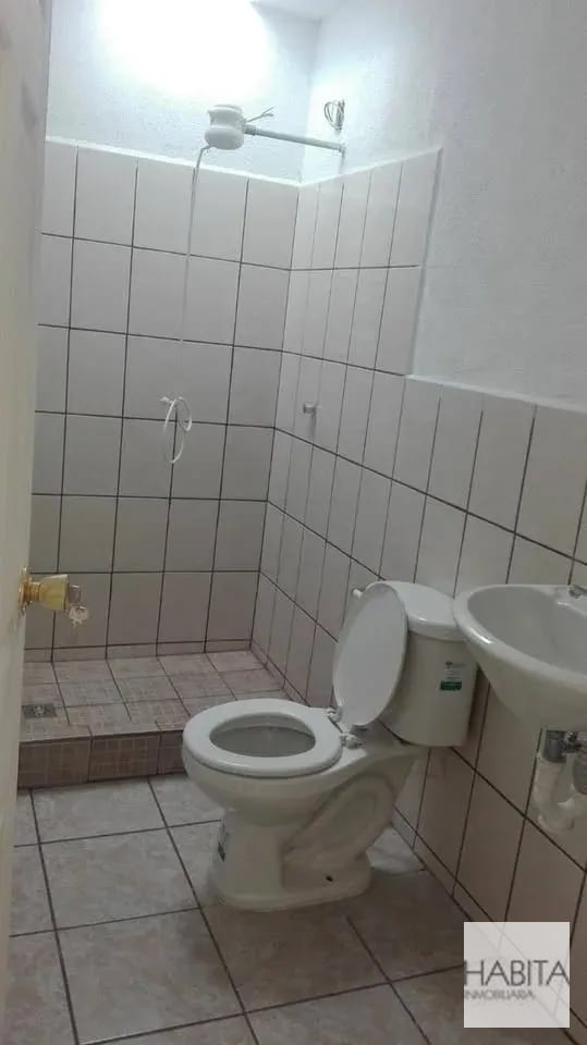 Se Vende Propiedad para Vivienda, Oficinas o Comercio en zona 6 — Casa en Venta en Zona 6, Guatemala, Ciudad — foto 7 de 12