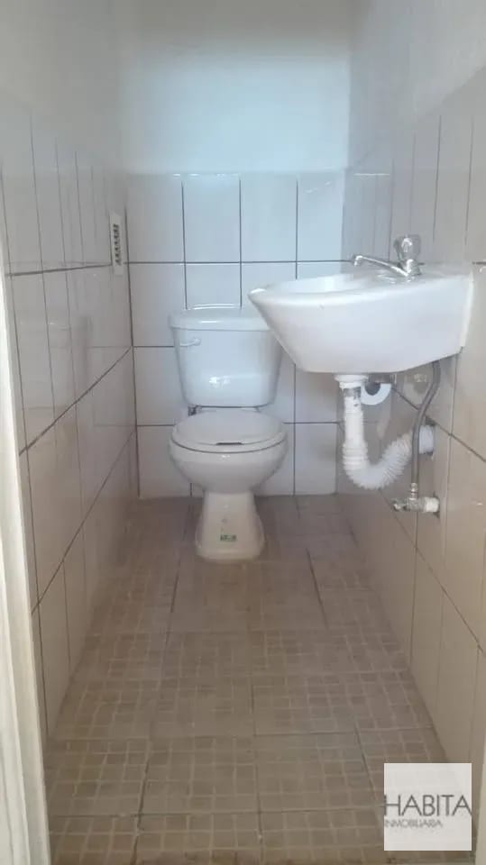 Se Vende Propiedad para Vivienda, Oficinas o Comercio en zona 6 — Casa en Venta en Zona 6, Guatemala, Ciudad — foto 10 de 12