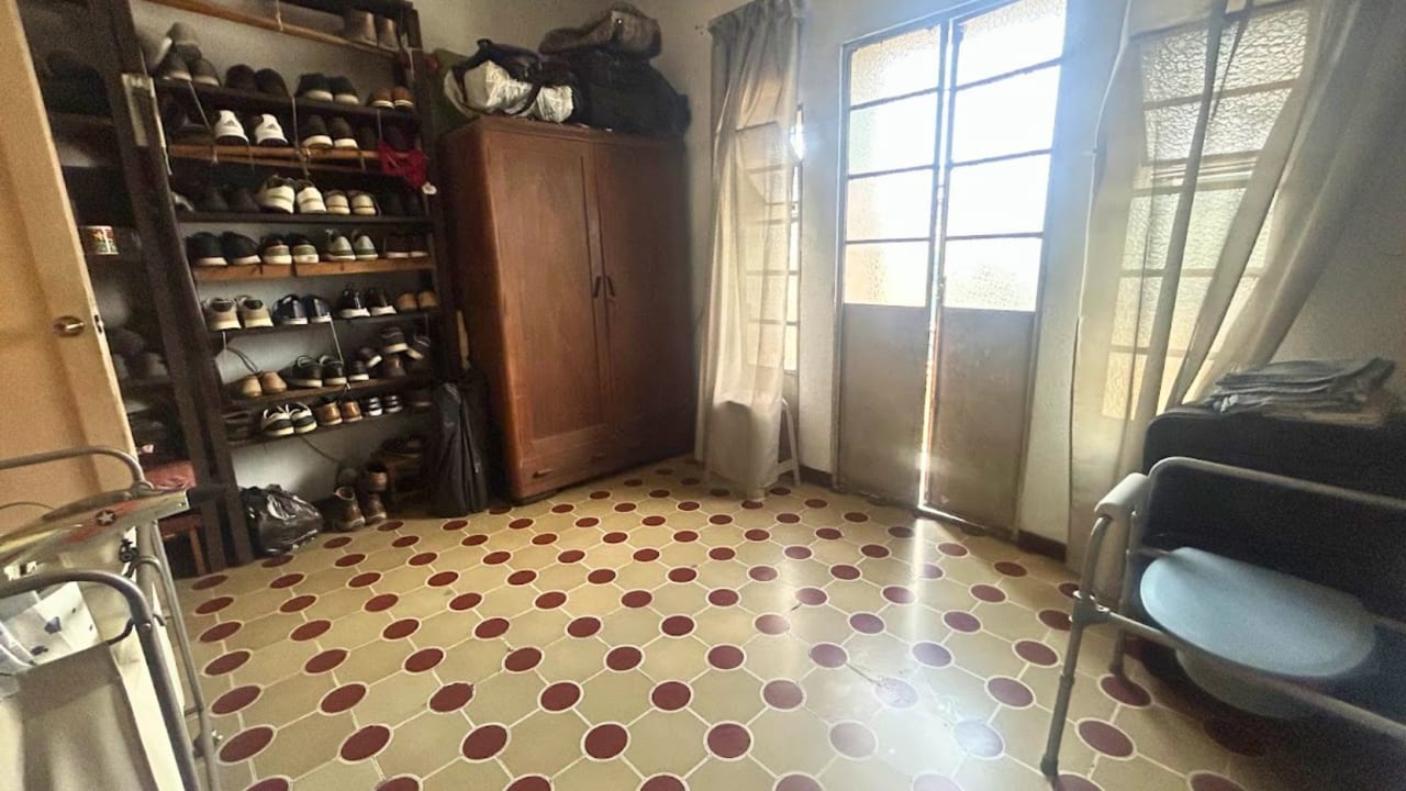 Amplia Casa en Zona 1 Fuera de Garita — Casa en Venta en Zona 1, Guatemala, Ciudad — foto 11 de 15