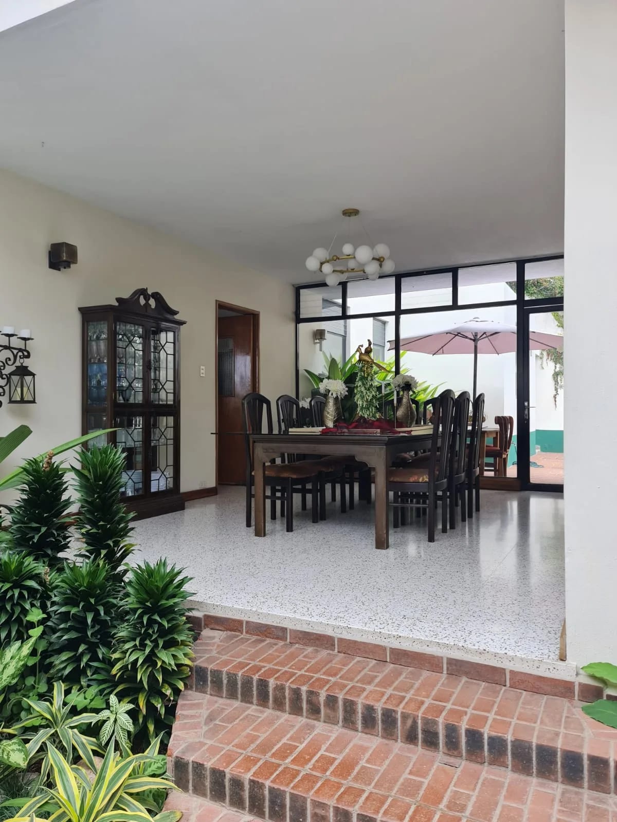 Venta Casa GRANDE El Prado zona 10 5 habitaciones — Casa en Venta en El Prado, Zona 10, Guatemala, Ciudad — foto 4 de 11
