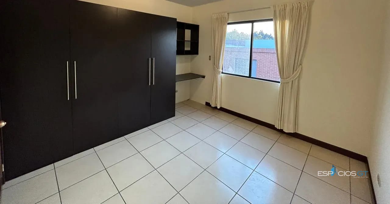 🏡 CASA | ALAMEDA DE SAN ISIDRO ZONA 16 — Casa en Alquiler en Alamedas de San Isidro, Zona 16, Guatemala, Ciudad — foto 9 de 12