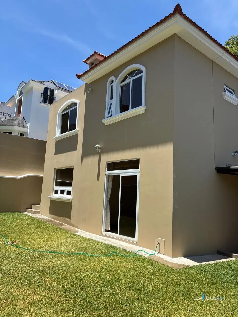 Casa en Condominio La Foresta, CAES Km. 20.5 entrada a Fraijanes — Casa en Alquiler en La Foresta, Carretera a El Salvador, Guatemala, Ciudad — foto 1 de 9