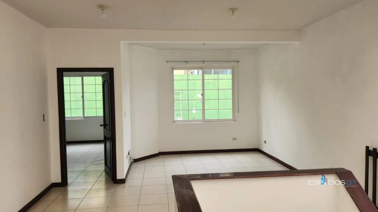 🌿 Casa en Venta o Alquiler en Entreverdes | Km. 22 Carr. Fraijanes — Casa en Venta en Entreverdes, Carretera a El Salvador, Guatemala, Ciudad — foto 6 de 9